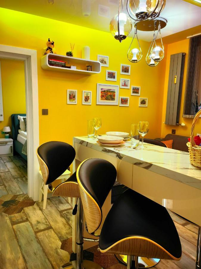 Sofiel Cozy Apartment - Top Center Sofia Extérieur photo